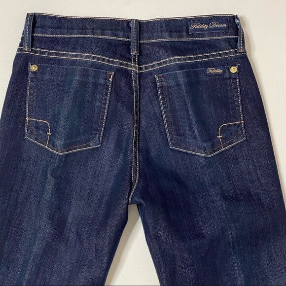 Fidelity | Lily Boot Cut High Rise Jeans in Viper Rinse - Picture 8 of 9